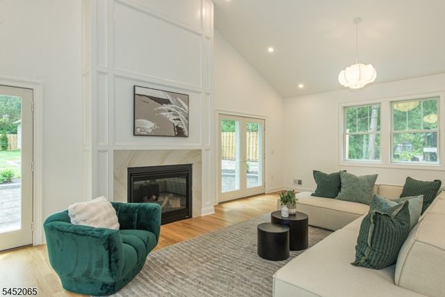 28 Mountain Ave, Summit City, NJ 07901