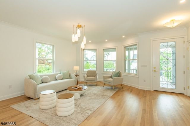 28 Mountain Ave, Summit City, NJ 07901