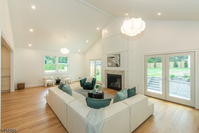 28 Mountain Ave, Summit City, NJ 07901