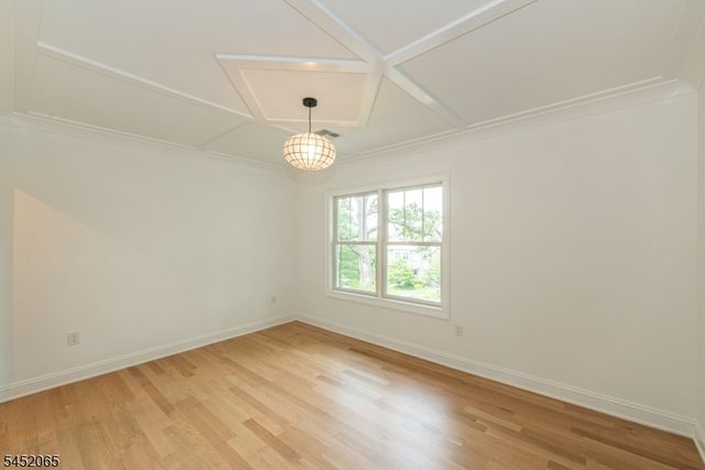 28 Mountain Ave, Summit City, NJ 07901