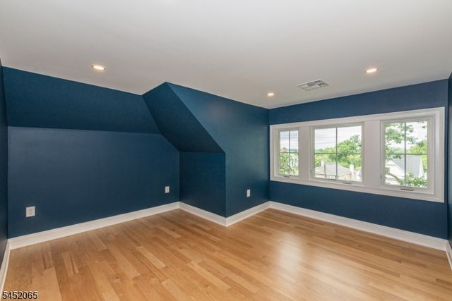 28 Mountain Ave, Summit City, NJ 07901