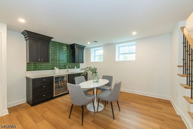 28 Mountain Ave, Summit City, NJ 07901