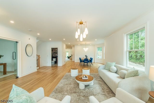 28 Mountain Ave, Summit City, NJ 07901