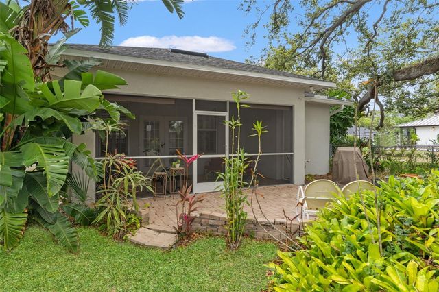 1202 W CORAL STREET, Tampa, FL 33602