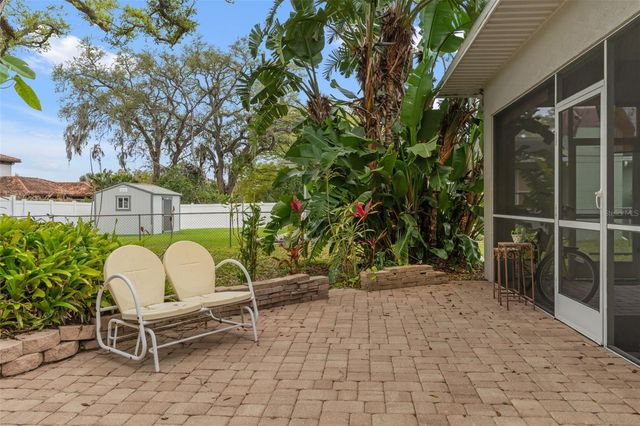 1202 W CORAL STREET, Tampa, FL 33602