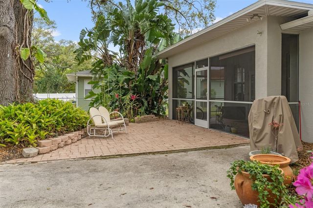 1202 W CORAL STREET, Tampa, FL 33602