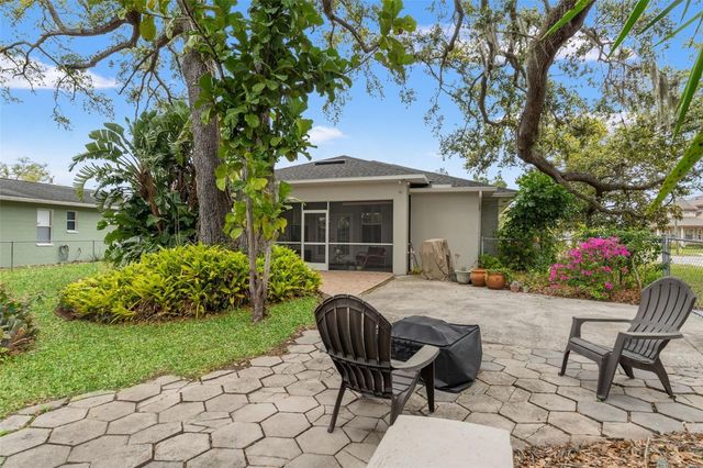 1202 W CORAL STREET, Tampa, FL 33602