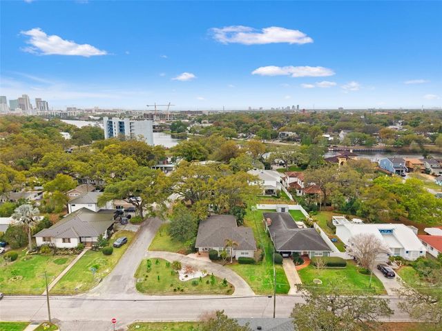 1202 W CORAL STREET, Tampa, FL 33602