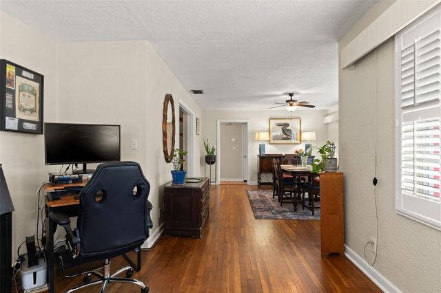 1202 W CORAL STREET, Tampa, FL 33602