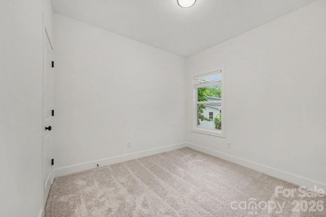 1327 4th Street, Statesville, NC 28677
