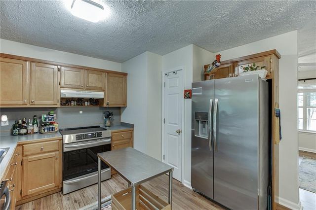 9420 Manor Lane, Gainesville, GA 30506