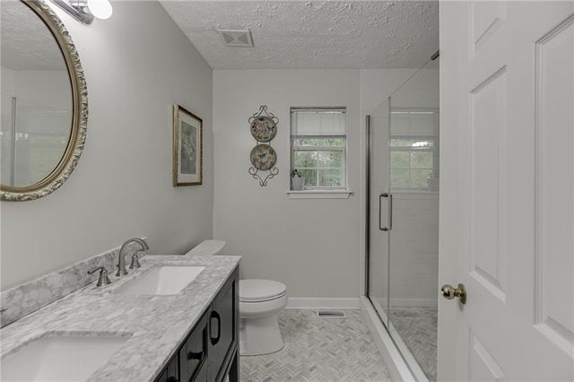 9420 Manor Lane, Gainesville, GA 30506