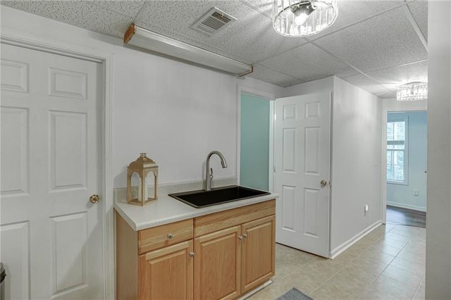 9420 Manor Lane, Gainesville, GA 30506