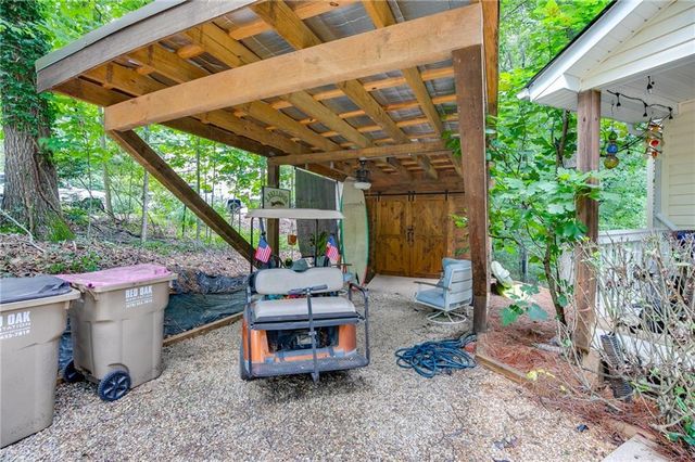 9420 Manor Lane, Gainesville, GA 30506