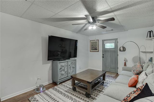 9420 Manor Lane, Gainesville, GA 30506