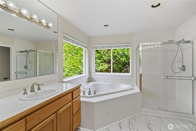 18636 172nd Place SE, Renton, WA 98058