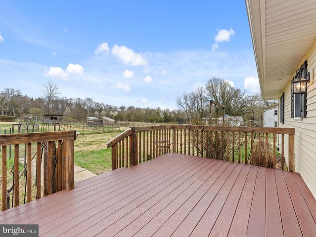 482 ALMOND RD, Pittsgrove, NJ 08318