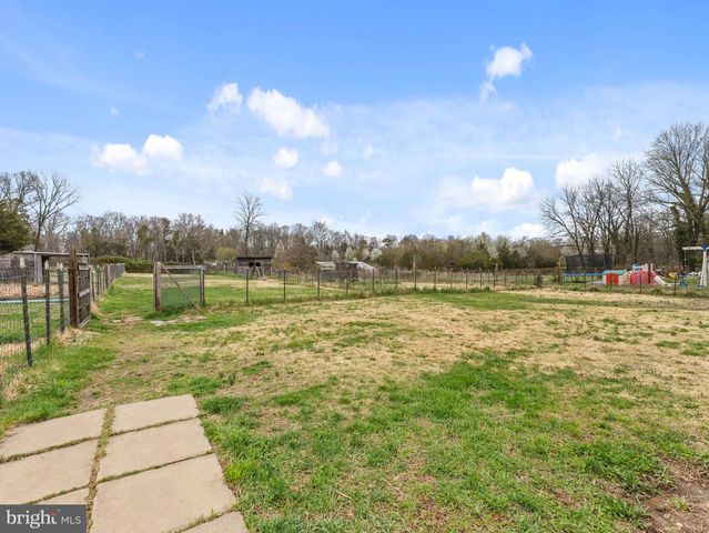 482 ALMOND RD, Pittsgrove, NJ 08318