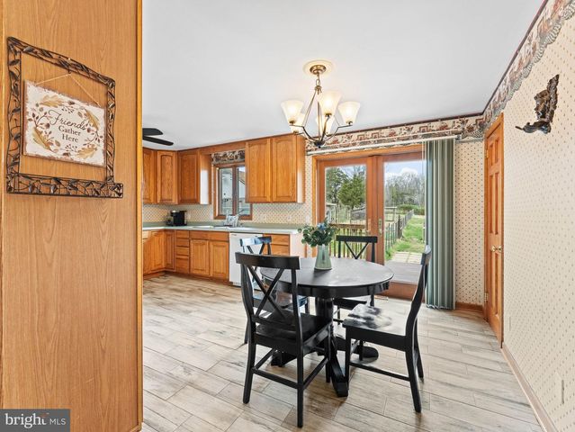 482 ALMOND RD, Pittsgrove, NJ 08318