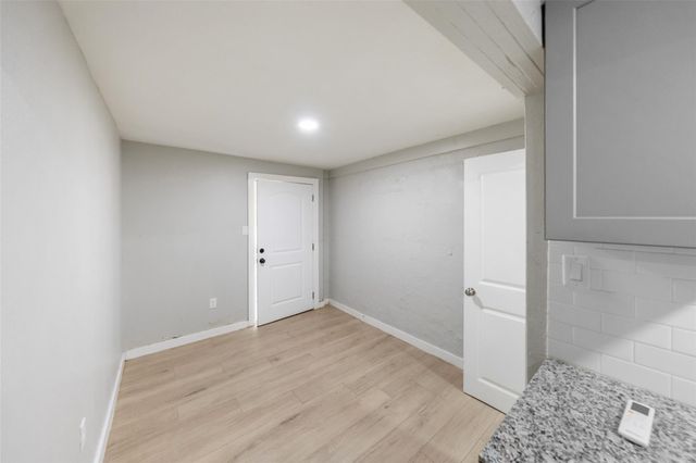 213 Caplin Street, Houston, TX 77022