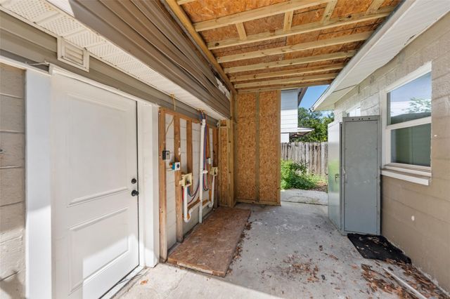 213 Caplin Street, Houston, TX 77022