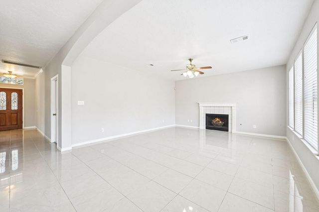 2130 Autumn Fern Drive, Katy, TX 77450