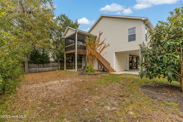 335 NE 43rd Street, Oak Island, NC 28465