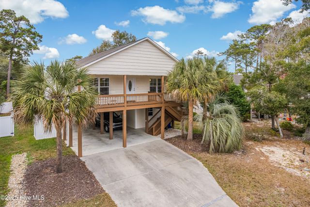 335 NE 43rd Street, Oak Island, NC 28465
