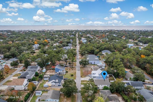 335 NE 43rd Street, Oak Island, NC 28465