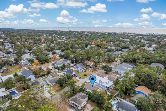 335 NE 43rd Street, Oak Island, NC 28465