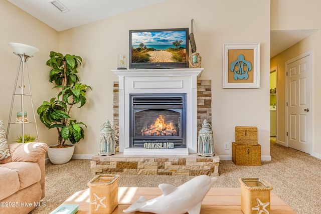 335 NE 43rd Street, Oak Island, NC 28465