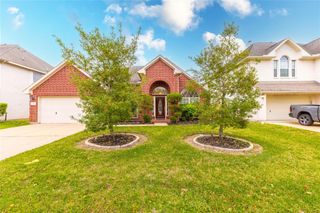 2201 Signal Hill Drive, Pearland, TX 77584