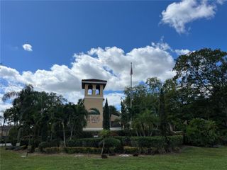 350 W Palm Cir W 201, Pembroke Pines, FL 33025