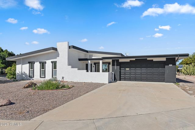 16817 N MEADOW PARK Drive, Sun City, AZ 85351