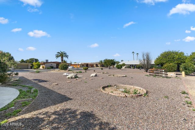 16817 N MEADOW PARK Drive, Sun City, AZ 85351