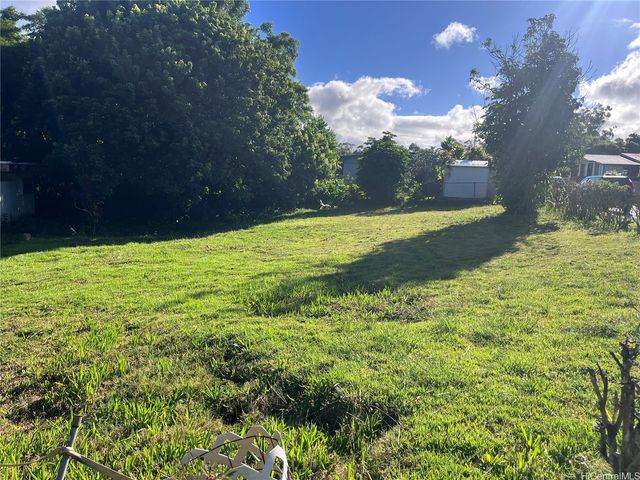 253 Hakuone Street, Wahiawa, HI 96786