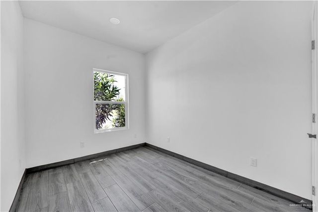 2820 Linva Avenue, Mcallen, TX 78541