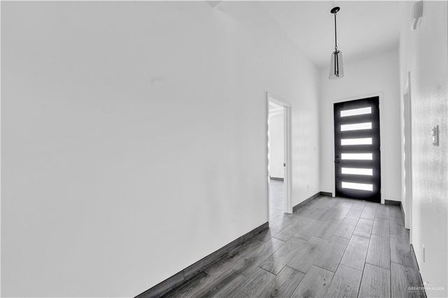 2820 Linva Avenue, Mcallen, TX 78541