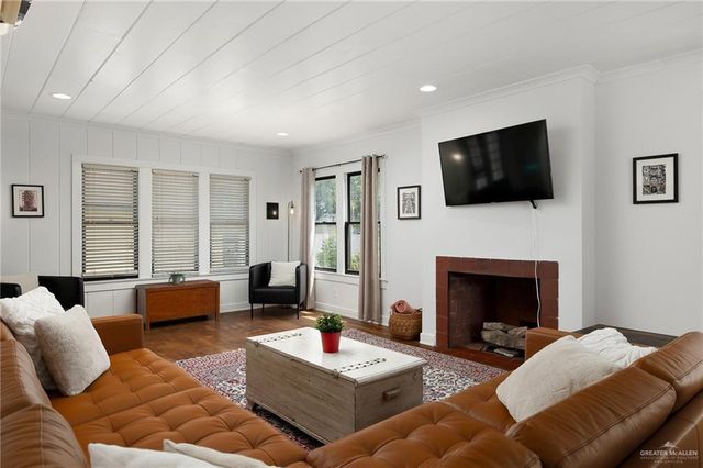 902 N 15th Street, Mcallen, TX 78501