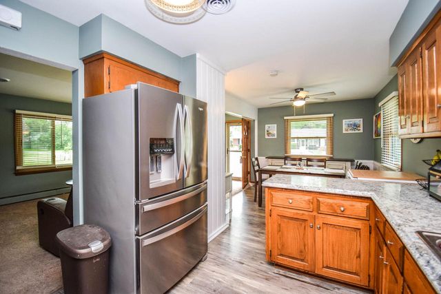 836 S 95th STREET, West Allis, WI 53214