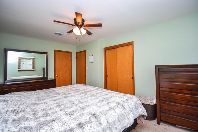 836 S 95th STREET, West Allis, WI 53214