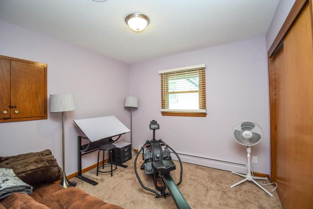 836 S 95th STREET, West Allis, WI 53214