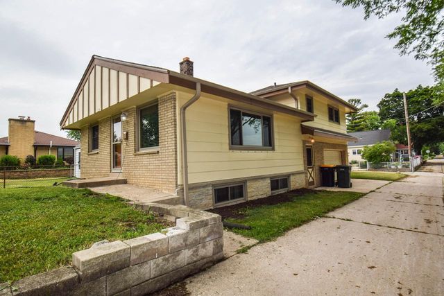 836 S 95th STREET, West Allis, WI 53214