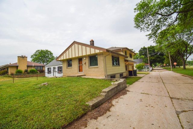 836 S 95th STREET, West Allis, WI 53214