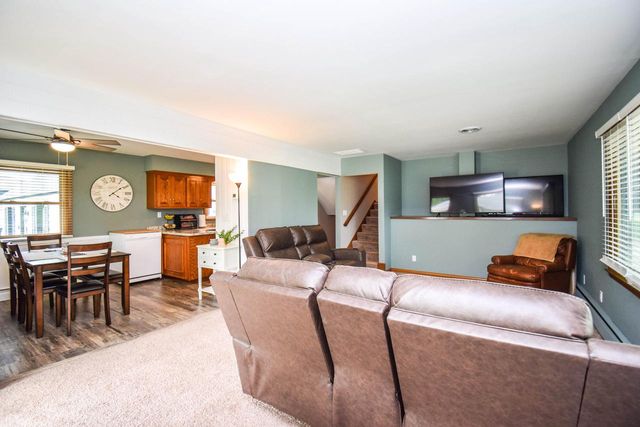 836 S 95th STREET, West Allis, WI 53214