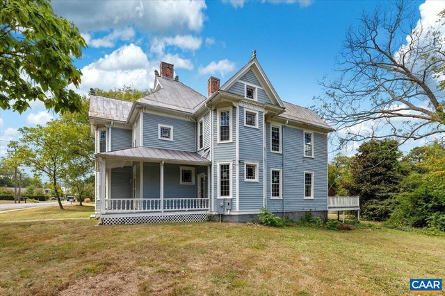 101 WEST ST, Louisa, VA 23093