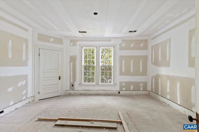 101 WEST ST, Louisa, VA 23093