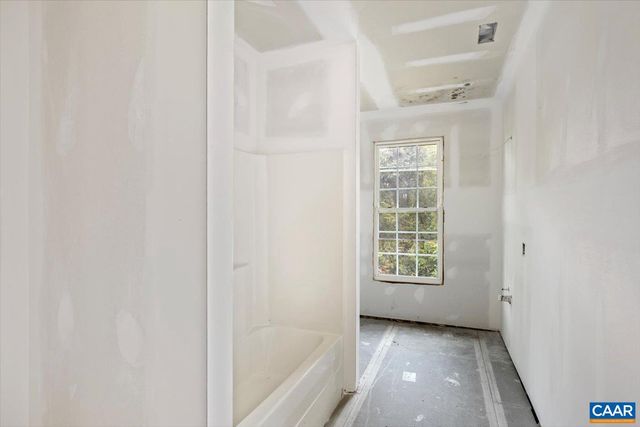 101 WEST ST, Louisa, VA 23093