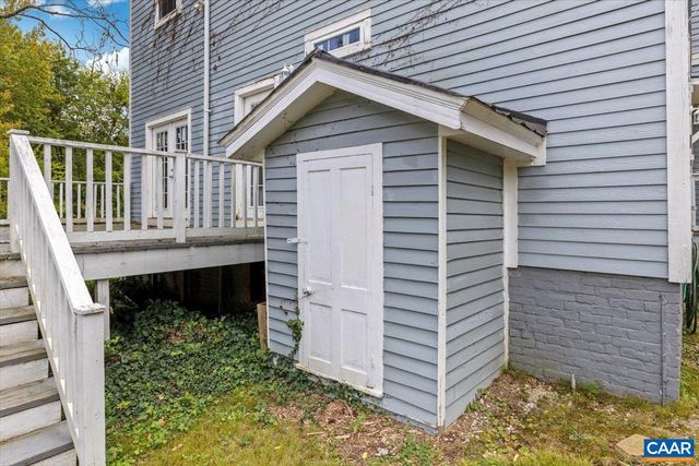 101 WEST ST, Louisa, VA 23093