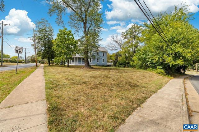 101 WEST ST, Louisa, VA 23093